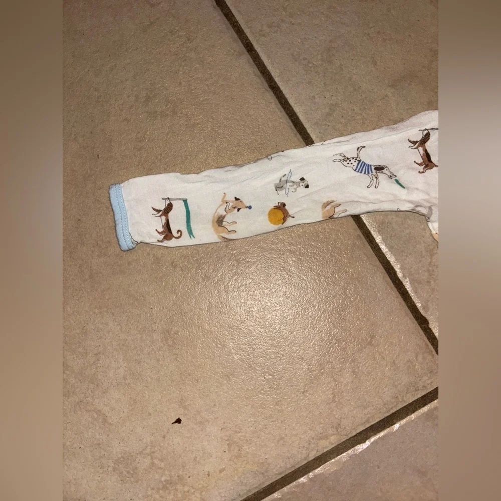 Like New Magnetic Me White Animal Print Footie - Picture 5 of 11